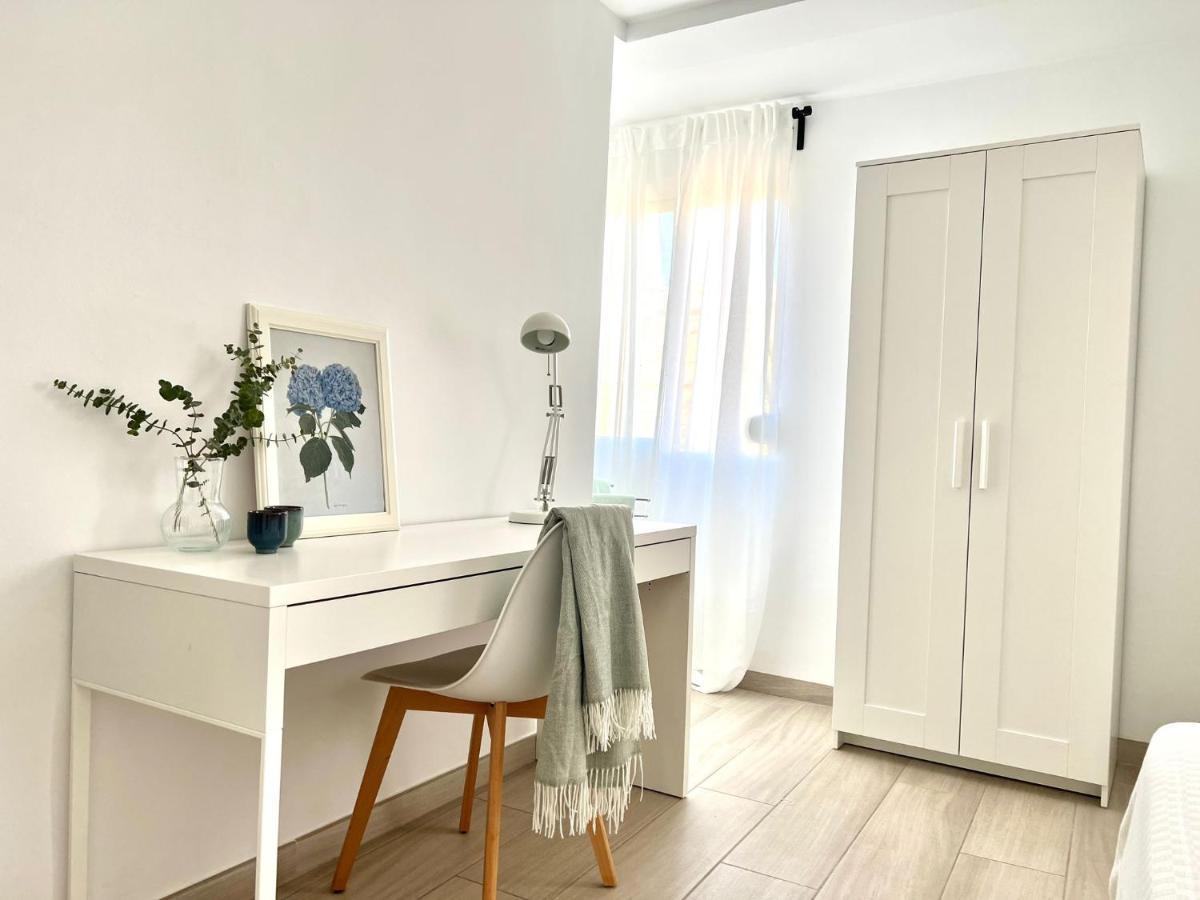 Acogedor Apartamento Cerca De La Playa Lejlighed Valencia Eksteriør billede
