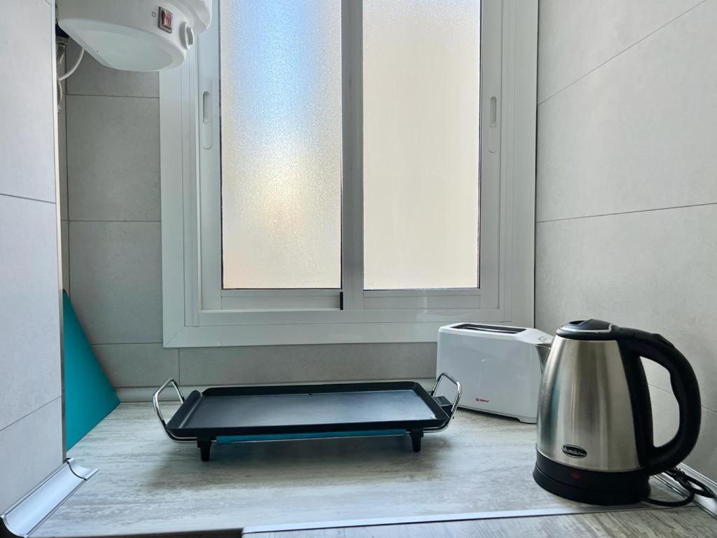 Acogedor Apartamento Cerca De La Playa Lejlighed Valencia Eksteriør billede
